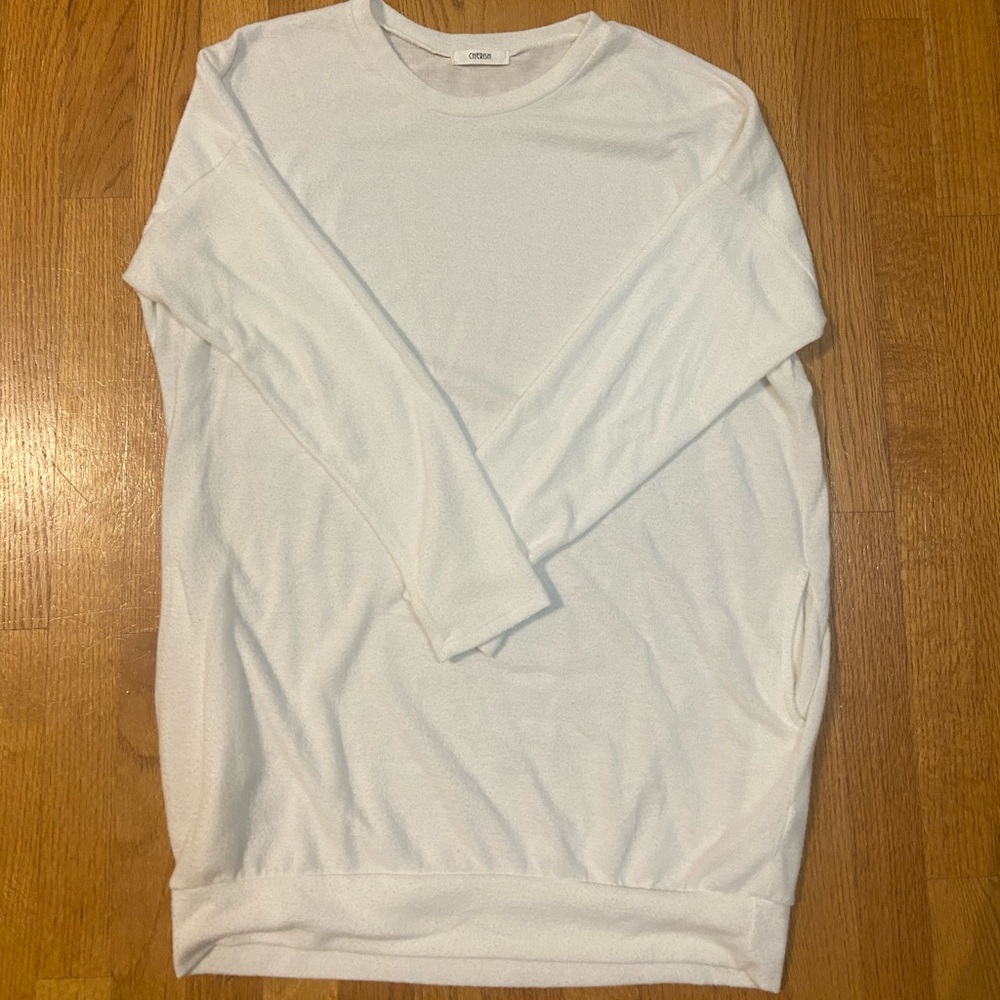 White tunic length sweater